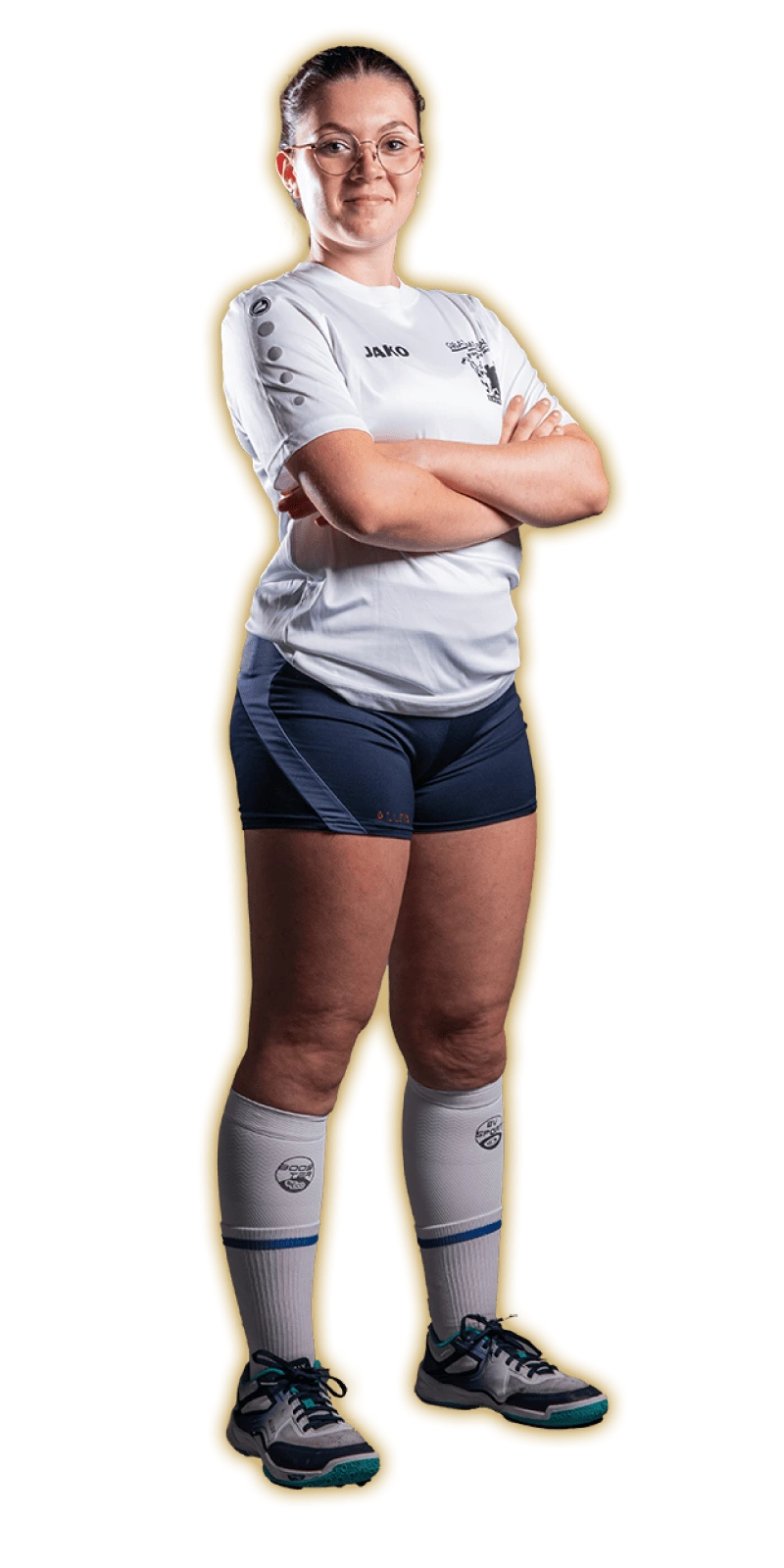 Portrait de Clea Perrin, joueuse évoluant comme ailière droite en catégorie '-18 ans Filles' au Sarlat Handball Périgord Noir, club de handball amateur en Dordogne