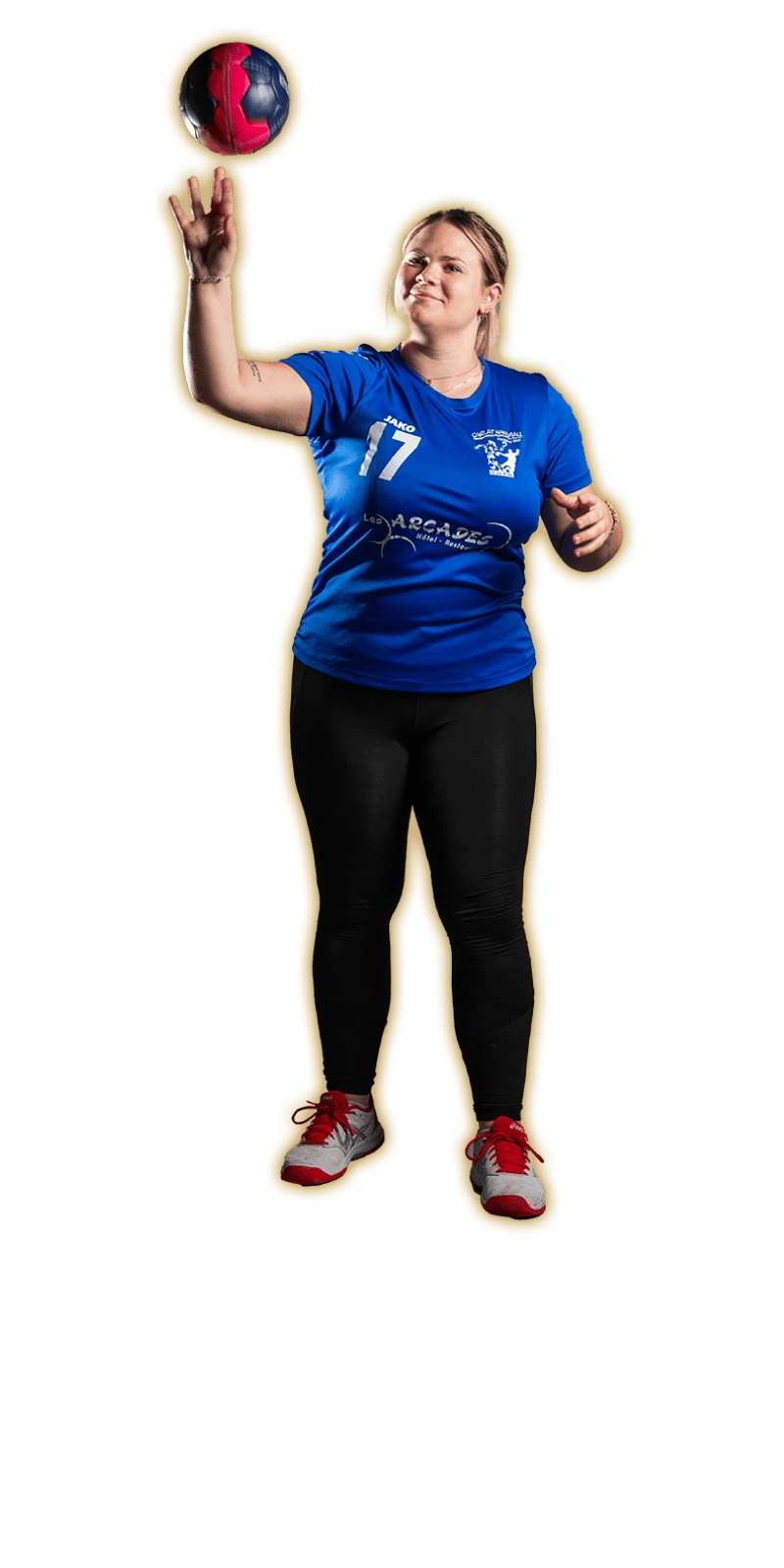 Portrait encadré de Amaia Castagnie, joueuse évoluant comme ailière gauche en catégorie 'Seniors Filles' au Sarlat Handball Périgord Noir, club de handball amateur en Dordogne